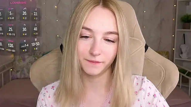 Shy Polly online show from 04-27-26, 12:08