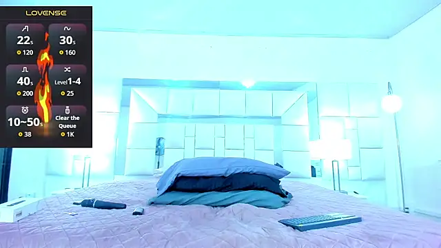 Snapshot of Sebastian_Smith__ chatting on 12-04-25, 11:19 Sebastian Smith online show from 12-04-25, 11:19