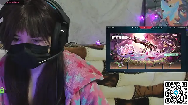 Ollie Baird online show from 12-14-25, 05:13