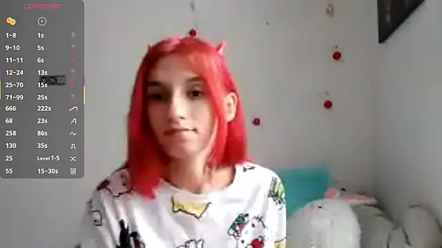 Snapshot of KennaElse chatting on 12-16-25, 07:13 KennaElse online show from 12-16-25, 07:13