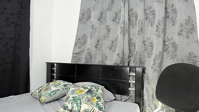 Violeta Gracee online show from 04-22-26, 10:00