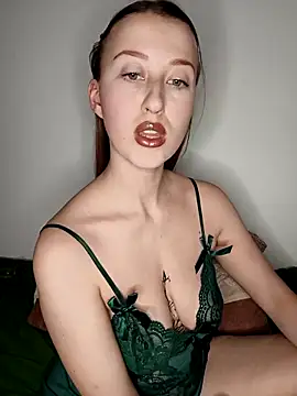 Susiee Redd online show from 04-16-26, 08:42