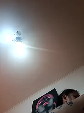 stropinela23 online show from 02-11-26, 02:11