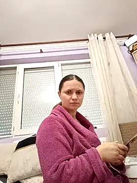 stropinela23 online show from 03-08-26, 08:40