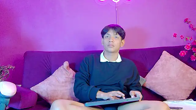 Liam Sinclair online show from 02-05-26, 07:29