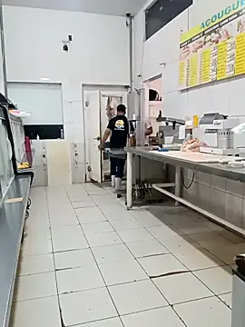 RobertoLuiz84 online show from 04-22-26, 01:23