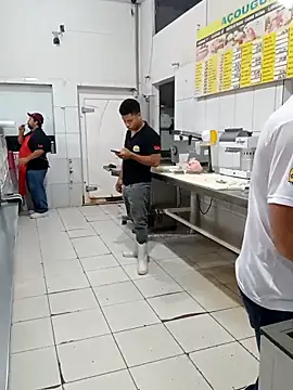 RobertoLuiz84 online show from 04-25-26, 01:03