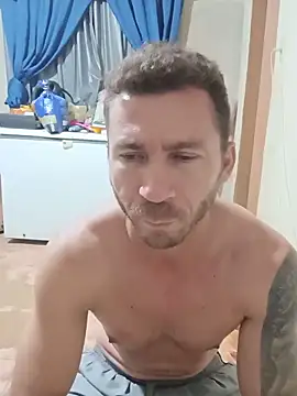 RobertoLuiz84 online show from 05-15-26, 05:03