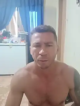 RobertoLuiz84 online show from 06-09-26, 07:58