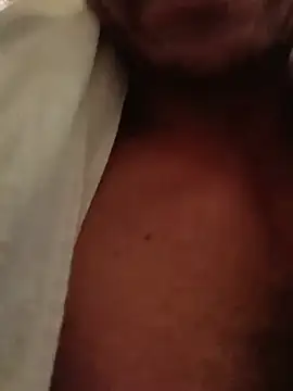 RobertoLuiz84 online show from 06-12-26, 04:33