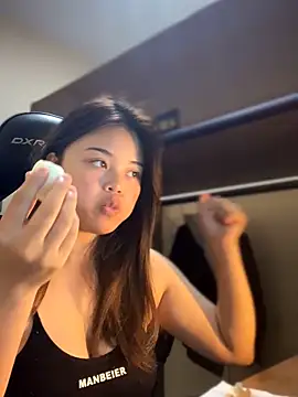 Snapshot of Toffee-00 chatting on 03-15-26, 06:30 Toffee-00 online show from 03-15-26, 06:30