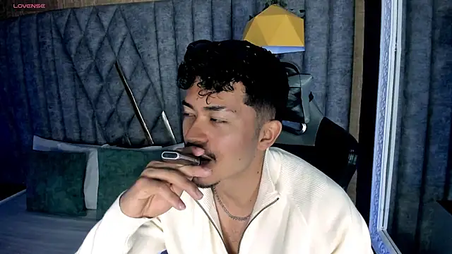 NicolaiKarav online show from 03-11-26, 01:39