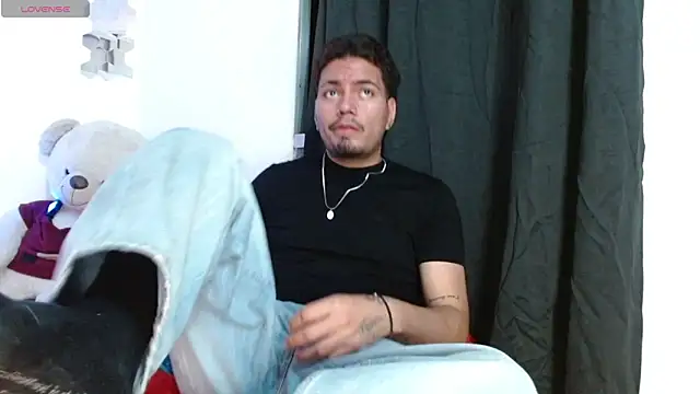 Henry villa23 online show from 04-10-26, 03:01