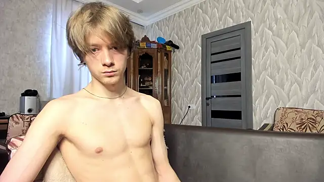 milkiwvy online show from 04-21-26, 07:14