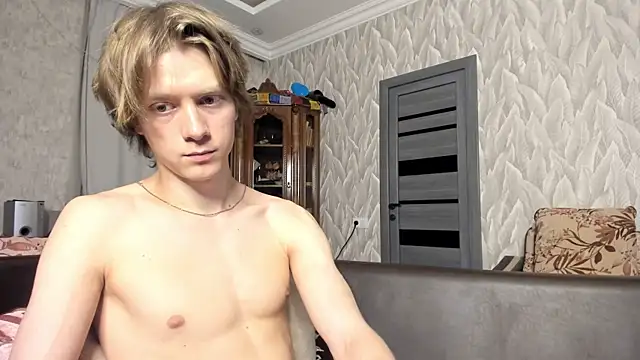 Snapshot of milkiwvy chatting on 04-26-26, 06:16 milkiwvy online show from 04-26-26, 06:16