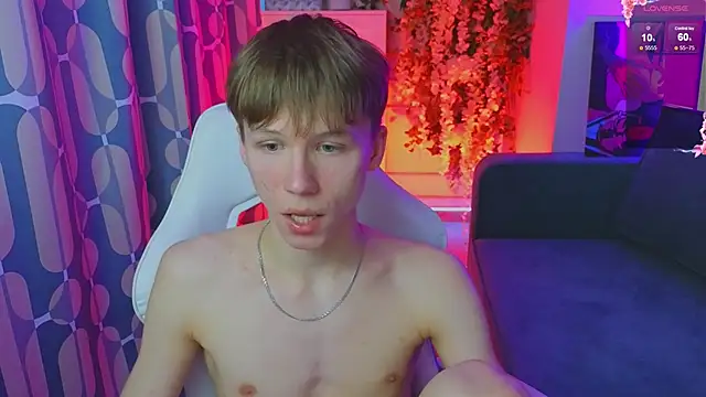 cuMte boy online show from 04-24-26, 01:30