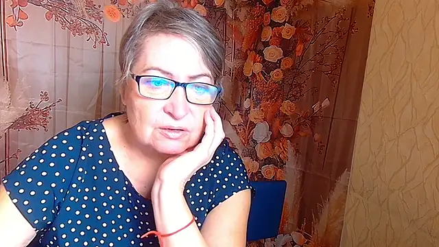 Snapshot of OlgaLuck chatting on 12-02-25, 06:19 OlgaLuck online show from 12-02-25, 06:19