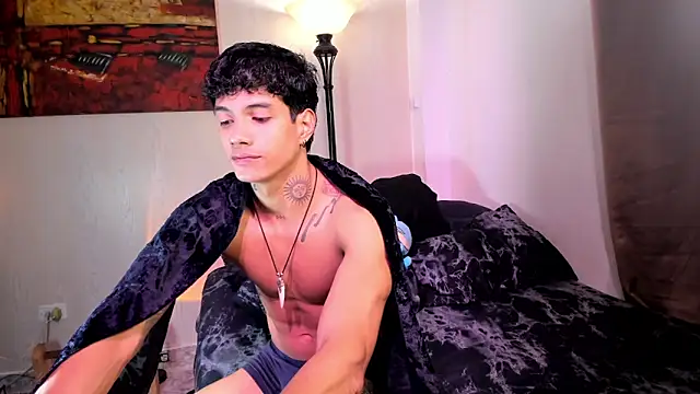 Snapshot of aress_damon chatting on 02-05-26, 09:41 aress damon online show from 02-05-26, 09:41