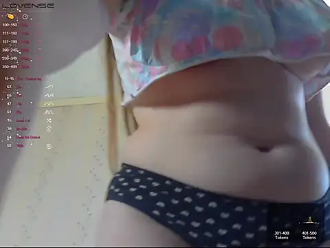 LustfulSarah online show from 04-06-26, 05:36