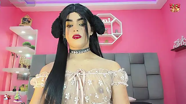 DaleskaSanchez online show from 12-15-25, 08:35