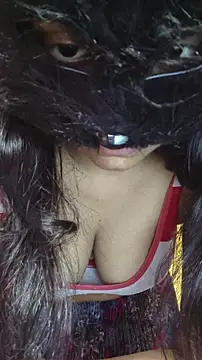 SameeraReddy19 online show from 12-22-25, 02:03