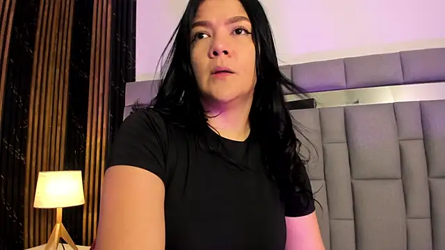 amaia santini online show from 07-31-26, 07:13