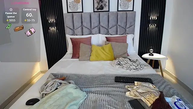 sansa stark love online show from 04-18-26, 09:48