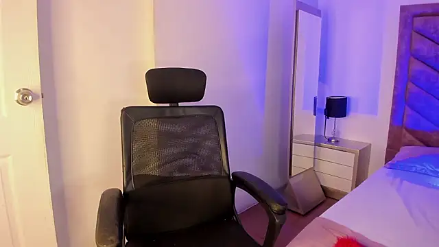 CleoColliva  online show from 01-14-26, 03:56