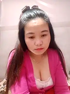 Snapshot of One-two22 chatting on 12-04-25, 10:29 One-two22 online show from 12-04-25, 10:29