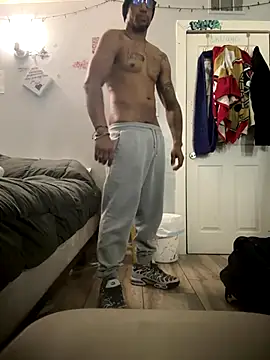 Snapshot of MTheRealrDLlongCrippler chatting on 12-14-25, 12:16 MTheRealrDLlongCrippler online show from 12-14-25, 12:16