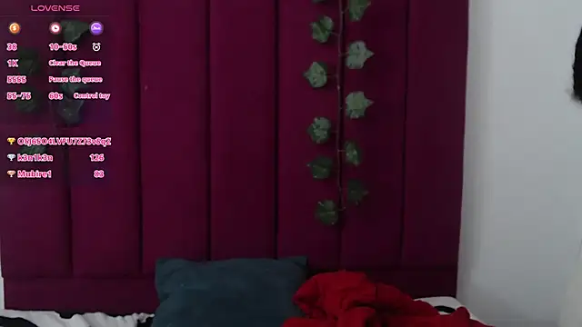 Snapshot of Tinyy_Star chatting on 12-03-25, 05:04 Tinyy Star online show from 12-03-25, 05:04