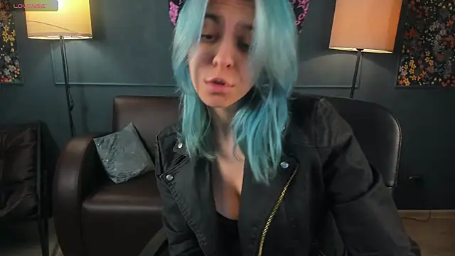 LiraBelle online show from 02-10-26, 03:21