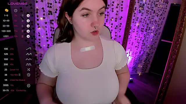 lovelyy julia online show from 03-21-26, 08:19