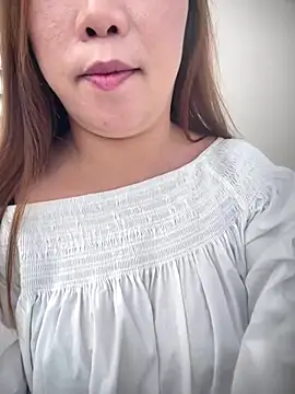 Xiaomili8 online show from 12-17-25, 04:07