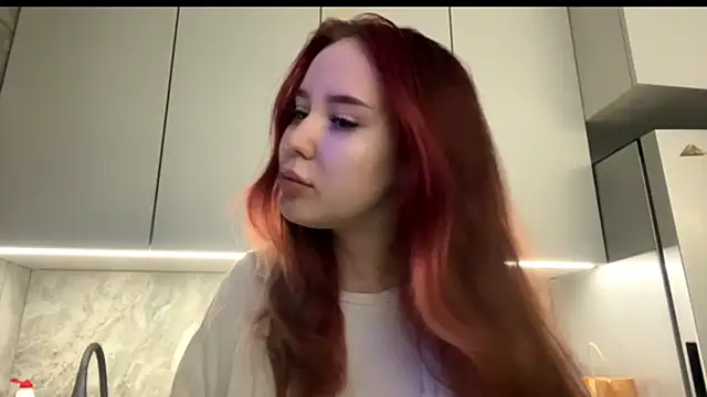 Snapshot of DaphineMckoy chatting on 12-05-25, 07:06 DaphineMckoy online show from 12-05-25, 07:06