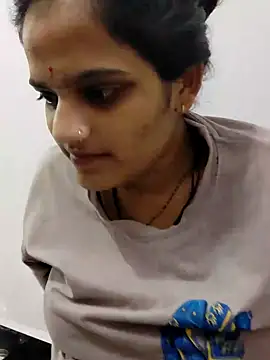 Snapshot of Hot_hania chatting on 12-16-25, 04:39 Hot hania online show from 12-16-25, 04:39