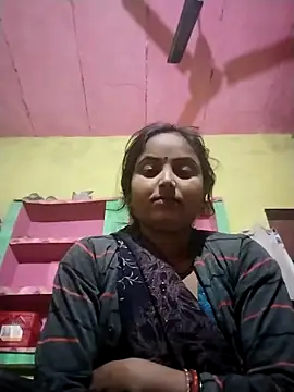 Snapshot of Pooja_hote chatting on 11-23-25, 09:14 Pooja hote online show from 11-23-25, 09:14