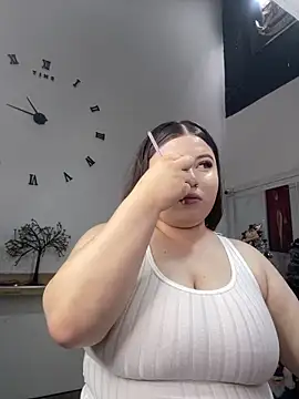 Snapshot of Kitty_Bms_ chatting on 12-04-25, 08:28 Kitty Bms online show from 12-04-25, 08:28