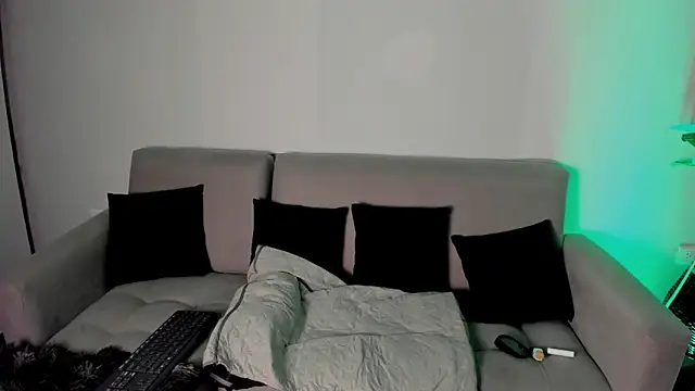 DAKOTA SAKURA online show from 01-08-26, 12:07