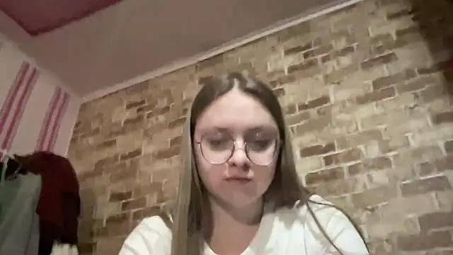 Snapshot of Blair_Reid chatting on 11-30-25, 01:59 Blair Reid online show from 11-30-25, 01:59