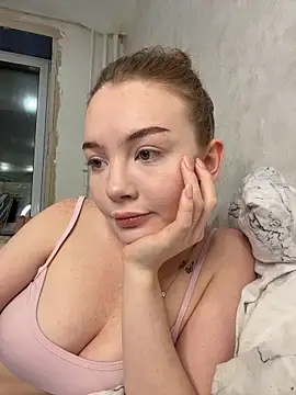 Snapshot of feral__berryss chatting on 11-29-25, 01:47 feral berryss online show from 11-29-25, 01:47