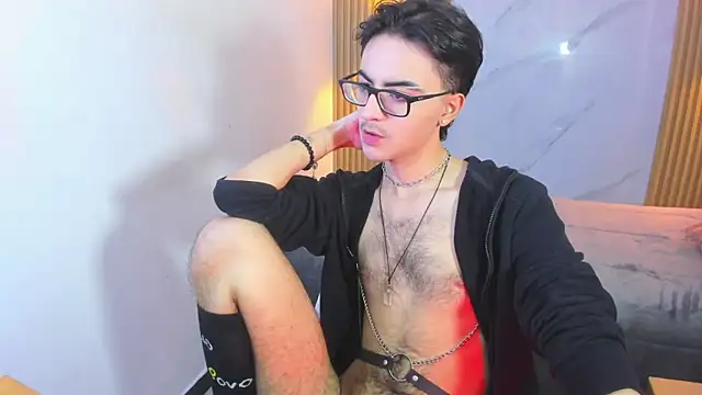 Snapshot of Im_Dayros chatting on 12-15-25, 03:33 Im Dayros online show from 12-15-25, 03:33