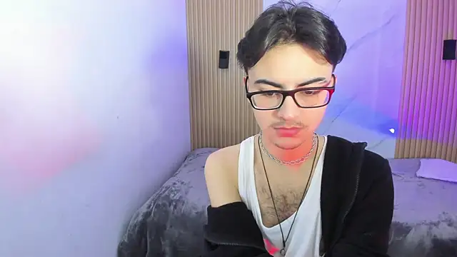 Snapshot of Im_Dayros chatting on 12-18-25, 03:56 Im Dayros online show from 12-18-25, 03:56