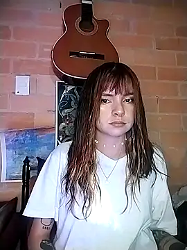 JennBenett  online show from 12-05-25, 01:47