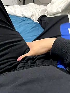 Daisuke 01 online show from 12-16-25, 04:06