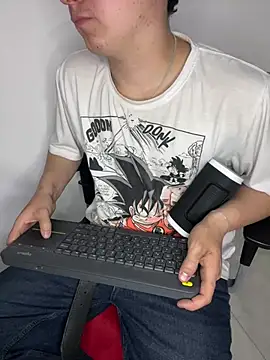 Daisuke 01 online show from 02-12-26, 03:12