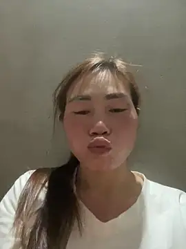 meganmeo online show from 02-15-26, 04:14