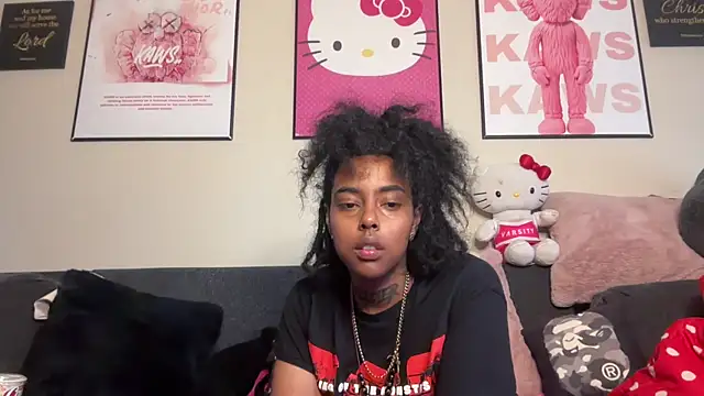 Snapshot of seductivefreak7 chatting on 12-16-25, 06:02 seductivefreak7 online show from 12-16-25, 06:02