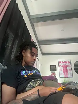 Snapshot of seductivefreak7 chatting on 04-10-26, 07:40 seductivefreak7 online show from 04-10-26, 07:40