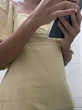 EweXZZ online show from 04-20-26, 11:28